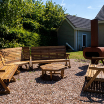 zeelandhuisaanzee-strandlaan19-12 personen-5 slaapkamers-grote tuin-loungebanken-haardkachel