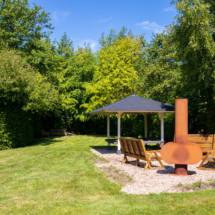 zeelandhuisaanzee-strandlaan19-12 personen-5 slaapkamers-grote tuin-loungebanken-haardkachel